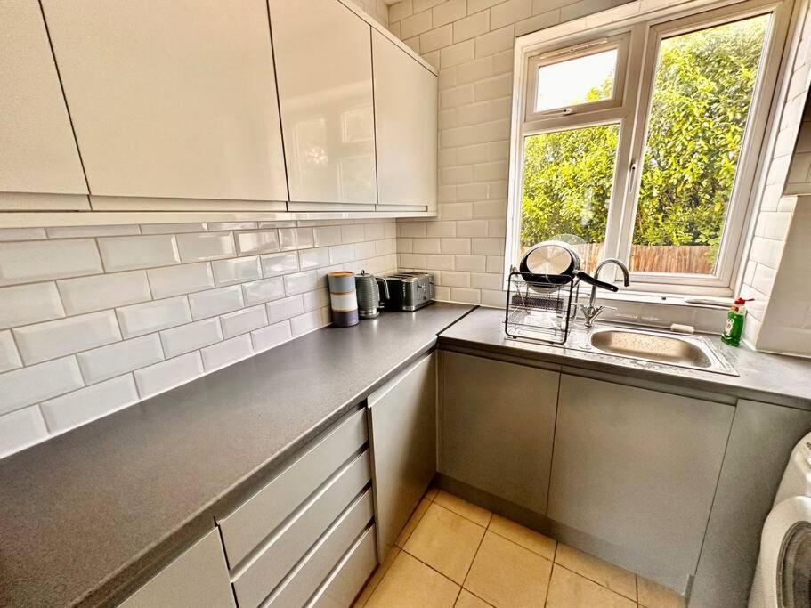 Apartament 5 Bed In Se12
